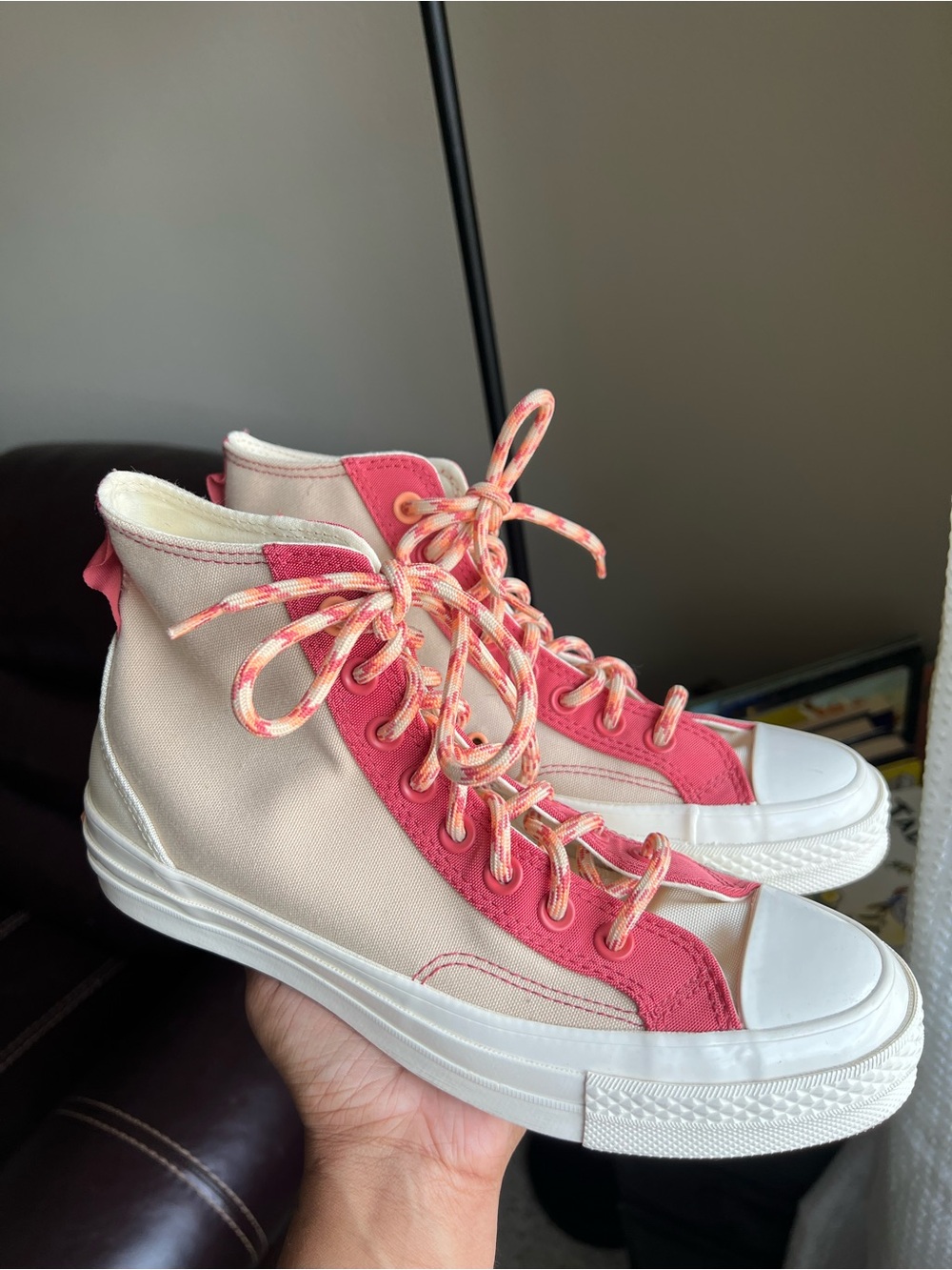 Converse women size 8.5